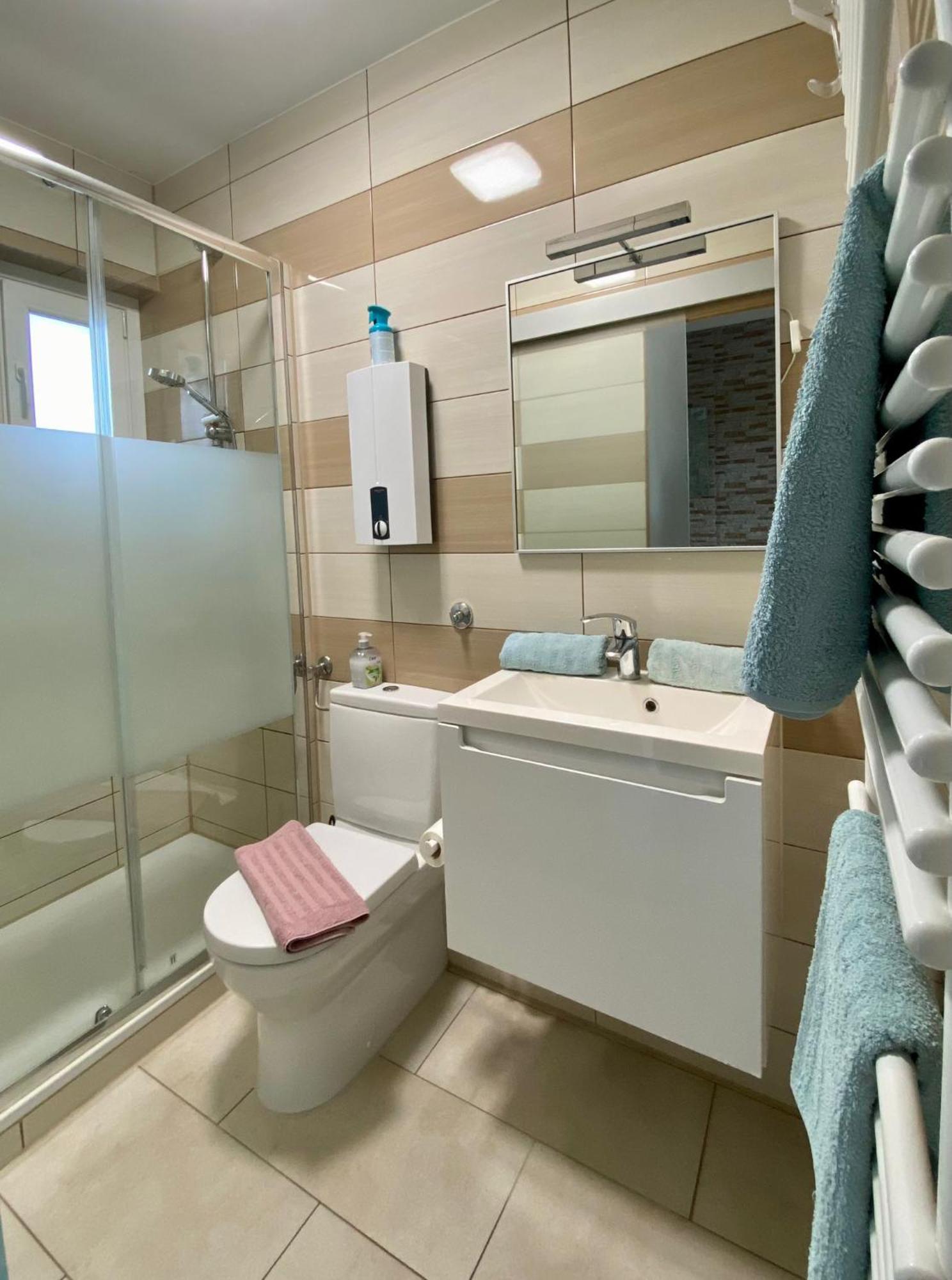Ferienwohnung "Hagebutze" Mit Sauna Und Schwimmbad 巴特劳特堡 外观 照片